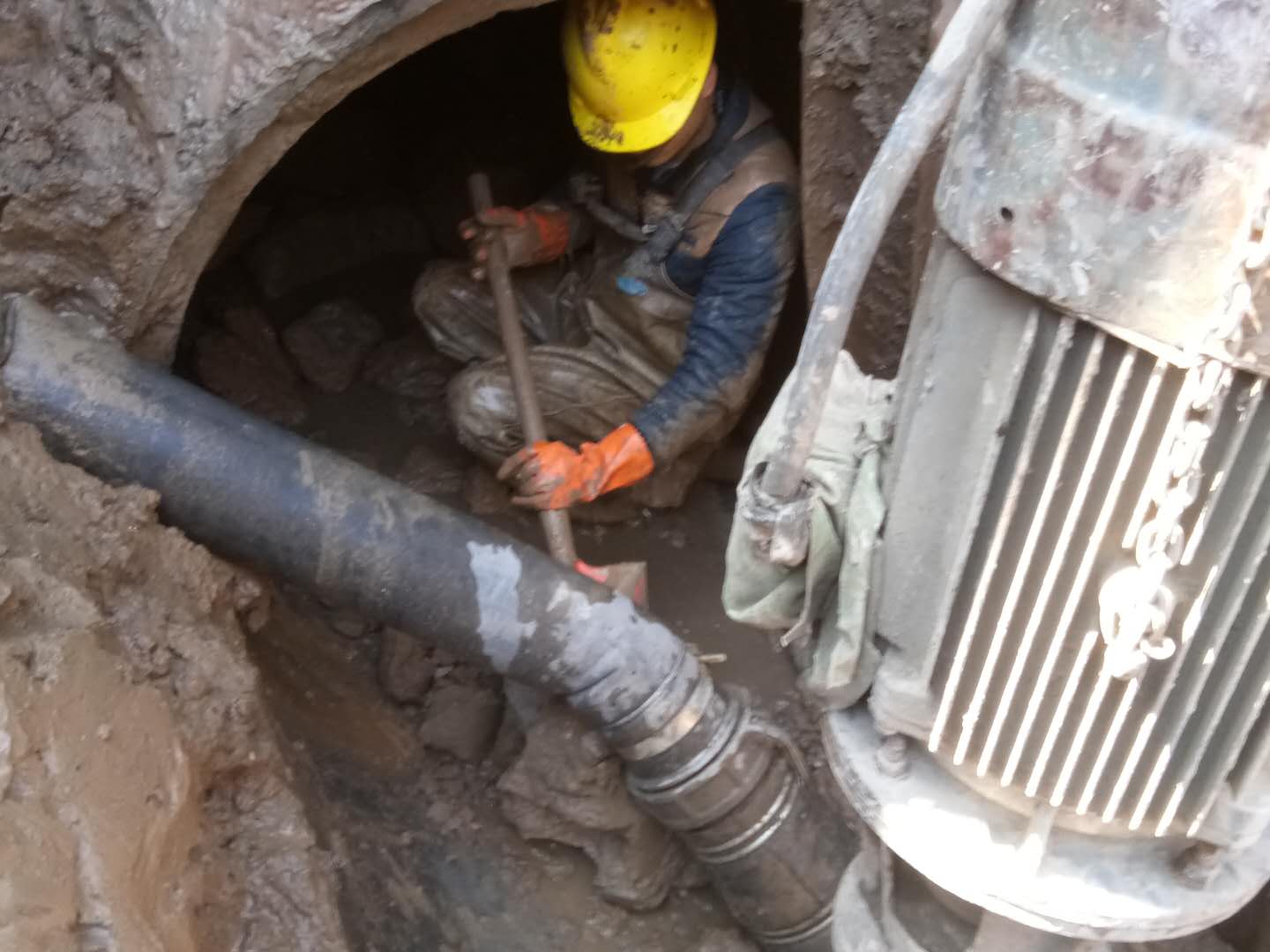 赛罕管道清淤